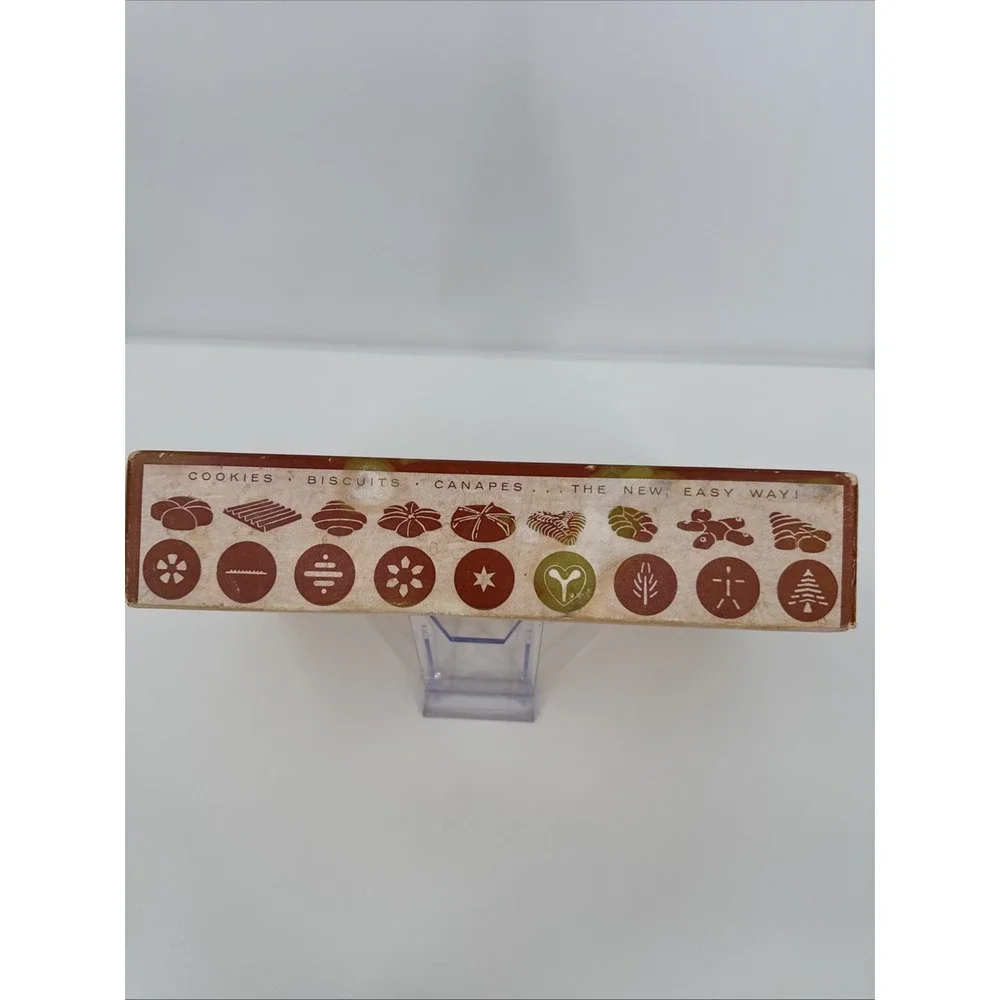 Vintage Wear-Ever Aluminum Cookie Gun and Pastry Decorator Kit - Complete